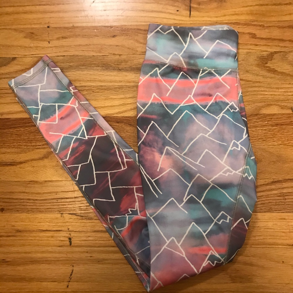 Mossimo Moutain Leggings